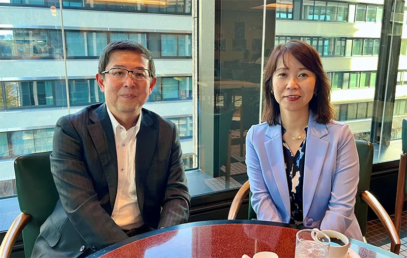 宇都宮 勇治コーチ（ジャパンタイムズ同期入社の大門さんと研修のパートナー契約を結び、日本外国特派員協会において打合せ）